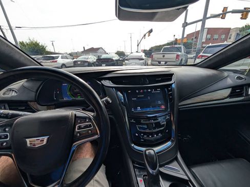 Used 2016 Cadillac ELR FWD image 18