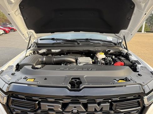 New 2026 RAM 1500 4x4 Crew Cab image 31