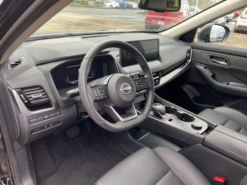 Used 2024 Nissan Rogue SL image 18