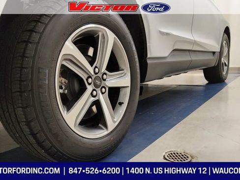 Used 2024 Ford Edge SEL w/ Convenience Package image 23