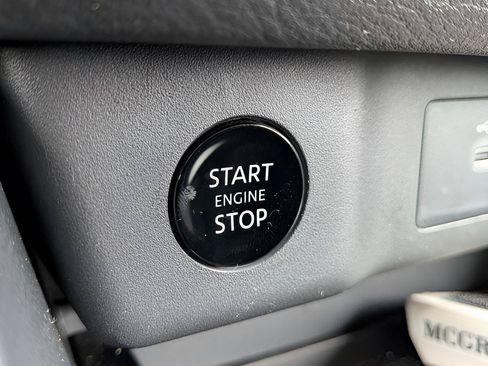 Certified 2026 Nissan Rogue SV AWD/4WD image 15