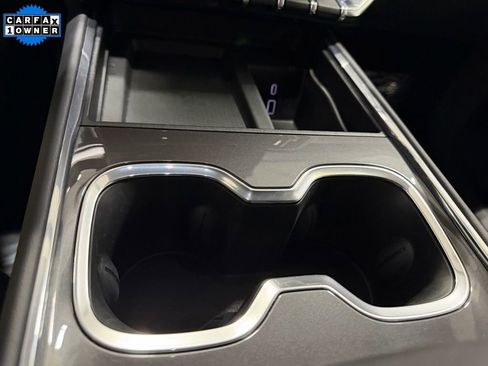 Used 2025 GMC Acadia Elevation image 22