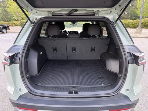 Used 2026 Chevrolet Equinox LT w/ LPO, Floor Liner Package FWD image 18