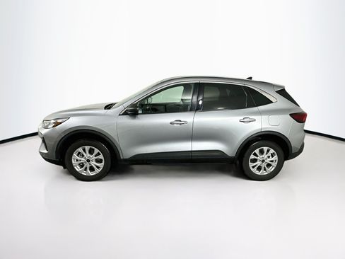 Used 2024 Ford Escape Active AWD/4WD image 4
