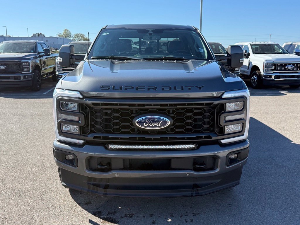 Used 2023 Ford F250 Lariat w/ Lariat Ultimate Package AWD/4WD image 23