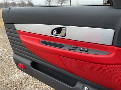 Used 2002 Ford Thunderbird Deluxe image 39