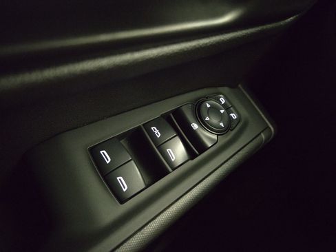 Used 2024 Chevrolet Silverado 1500 Custom AWD/4WD image 27