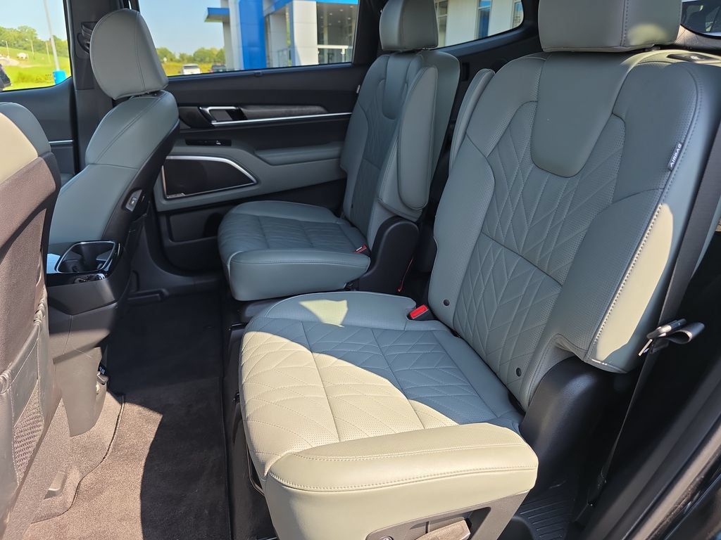 Used 2023 Kia Telluride SX Prestige X-Pro AWD/4WD image 15