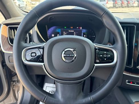 Certified 2025 Volvo XC60 T8 Plus w/ Protection Package Premier AWD/4WD image 19