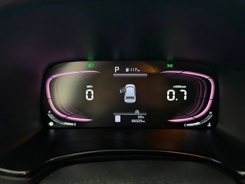 Used 2023 Kia Soul LX w/ LX Technology Package FWD image 28