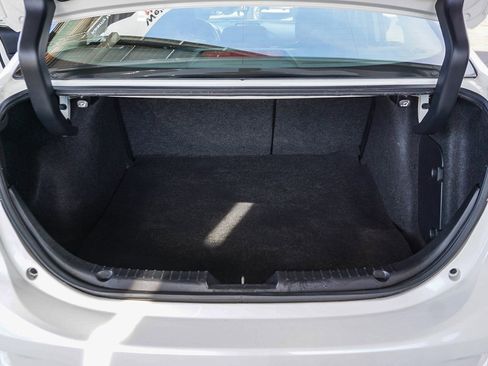 Used 2017 MAZDA MAZDA3 Sport image 26