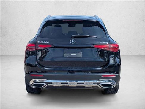Used 2023 Mercedes-Benz GLC 300 4MATIC image 6