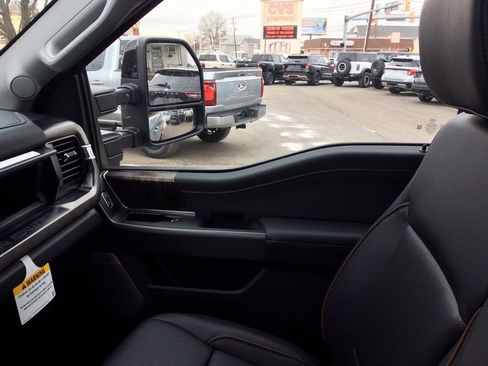 New 2026 Ford F350 Lariat w/ FX4 Off-Road Package image 43