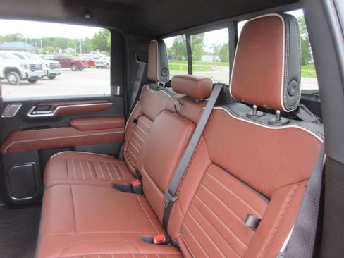New 2026 GMC Sierra 2500 Denali Ultimate w/ Max Trailering Package AWD/4WD image 13