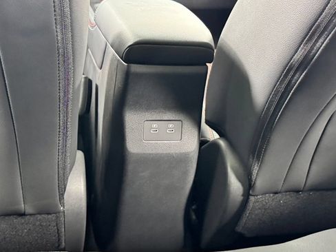 New 2026 Nissan Kicks SR w/ SR Premium Package AWD/4WD image 36