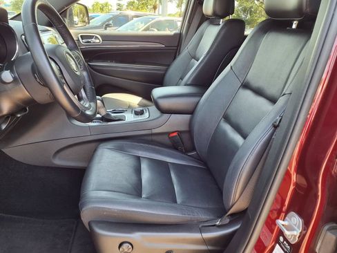 Used 2022 Jeep Grand Cherokee Limited AWD/4WD image 26