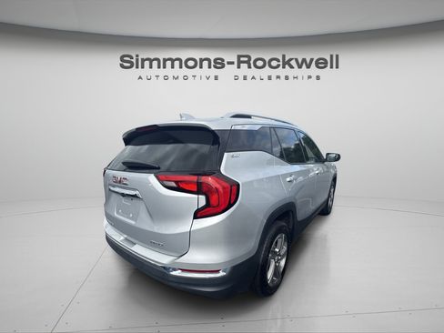 Used 2020 GMC Terrain SLT AWD/4WD image 4