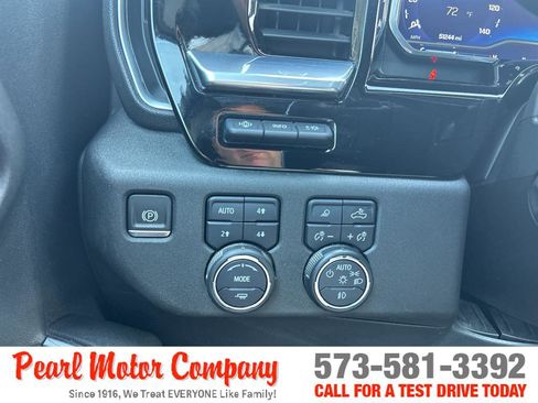 Certified 2022 Chevrolet Silverado 1500 LTZ image 14