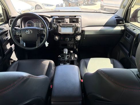 Used 2019 Toyota 4Runner TRD Off-Road Premium AWD/4WD image 6