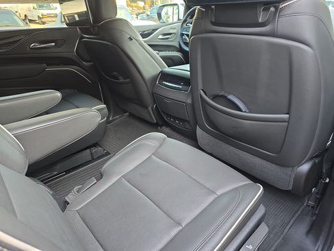 Used 2024 Cadillac Escalade Sport w/ LPO, ONYX Package AWD/4WD image 11