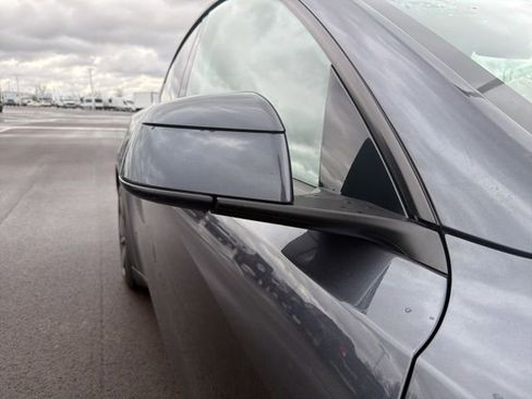 Used 2026 Tesla Model Y Long Range image 4