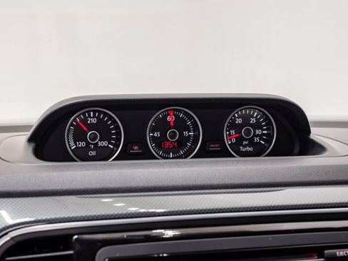 Used 2015 Volkswagen Beetle R-Line FWD image 16