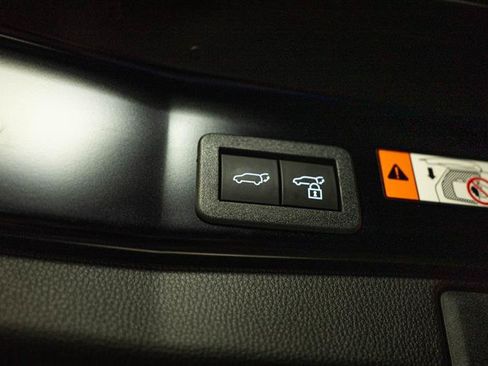 Used 2026 Toyota RAV4 AWD Plug-in Hybrid image 7