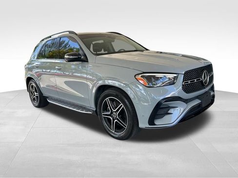 Used 2024 Mercedes-Benz GLE 350 4MATIC image 2