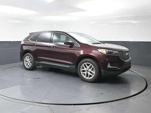 Used 2024 Ford Edge SEL AWD/4WD image 4