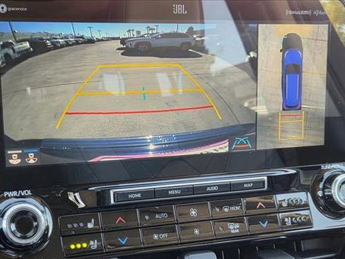 Used 2021 Toyota Highlander Platinum image 13