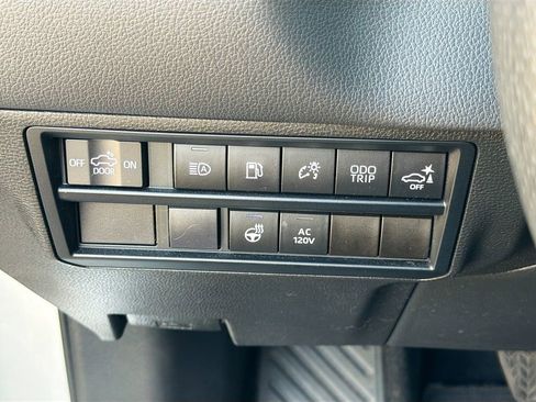 Used 2022 Toyota Tundra Limited image 33