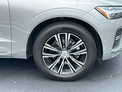 Used 2022 Volvo XC60 B5 Inscription image 38