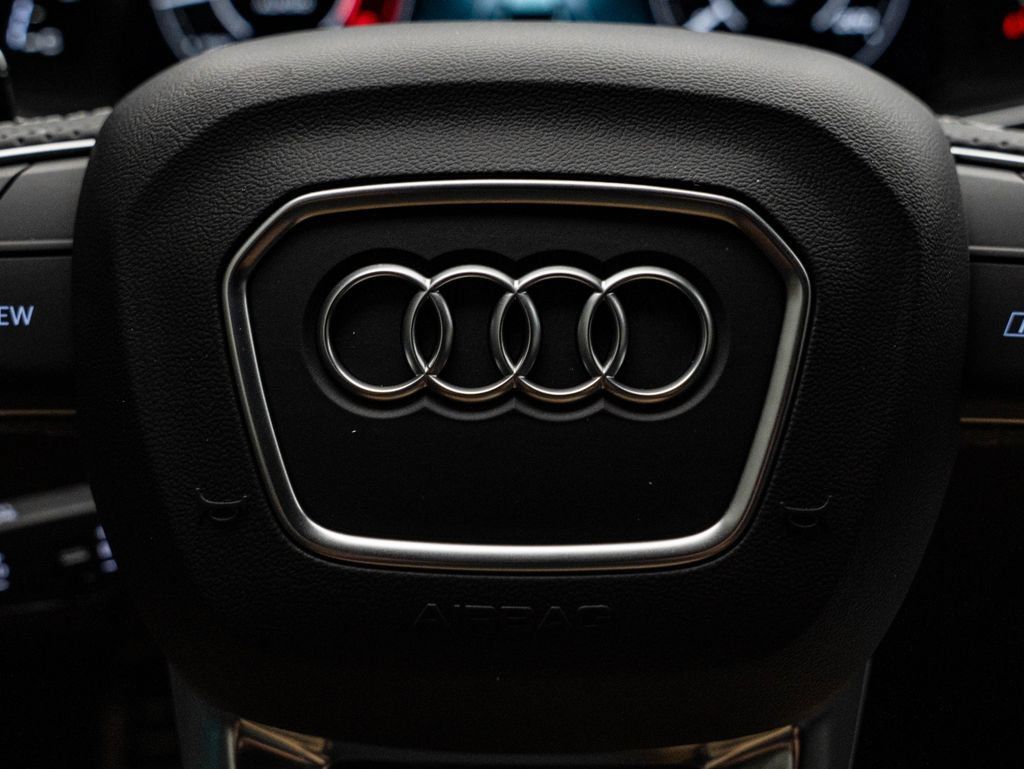 Used 2025 Audi RS Q8 performance AWD/4WD image 30