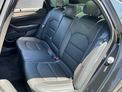 Used 2018 Hyundai Sonata Limited w/ Cargo Package FWD image 19