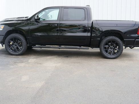 Used 2024 RAM 1500 Laramie AWD/4WD image 3