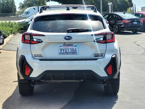 Used 2026 Subaru Crosstrek 2.5i Limited w/ Convenience Package AWD/4WD image 5
