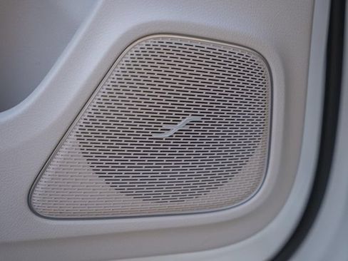 Certified 2025 Mercedes-Benz CLA 250 4MATIC image 41