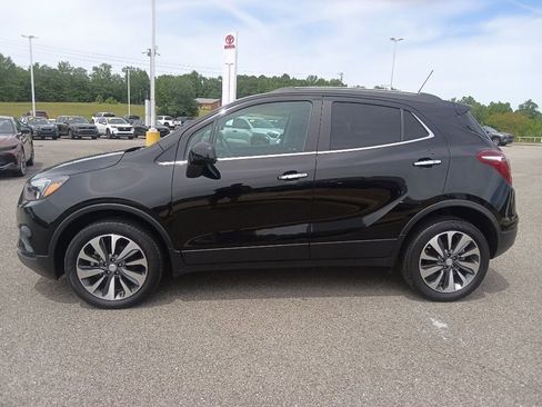 Used 2022 Buick Encore Preferred w/ Safety Package AWD/4WD image 8
