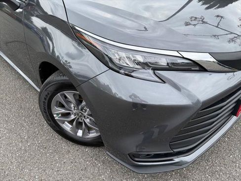 Certified 2025 Toyota Sienna LE w/ LE Plus Package AWD/4WD image 2