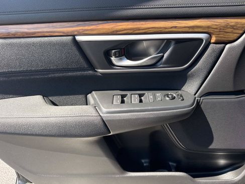Used 2017 Honda CR-V EX image 19