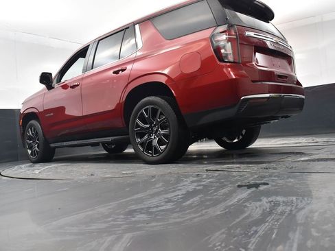 Used 2024 Chevrolet Tahoe LT w/ Luxury Package image 25