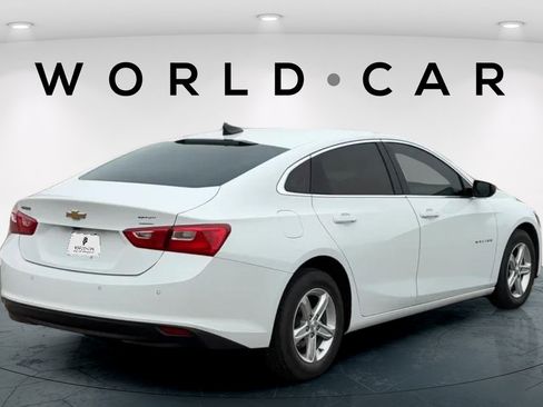 Used 2024 Chevrolet Malibu LS FWD image 3
