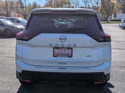 New 2026 Nissan Rogue SV w/ Cold Weather Package image 8