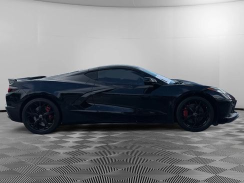 Used 2020 Chevrolet Corvette Stingray Preferred Cpe w/ 2LT Preferred Equipment Group RWD image 4