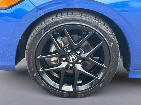 Certified 2024 Honda Civic Sport image 11
