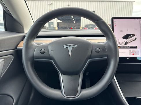 Used 2020 Tesla Model 3 Long Range image 20
