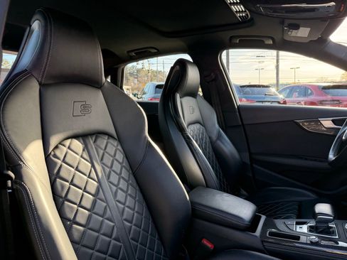 Used 2018 Audi S4 Premium Plus w/ Navigation Package image 34