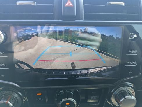 Used 2019 Toyota 4Runner TRD Pro AWD/4WD image 17