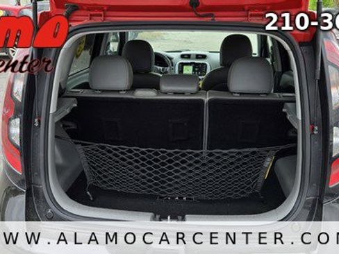 Used 2016 Kia Soul EV + image 24