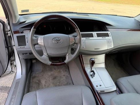 Used 2008 Toyota Avalon Limited image 28